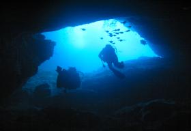 Gili Biaha cave